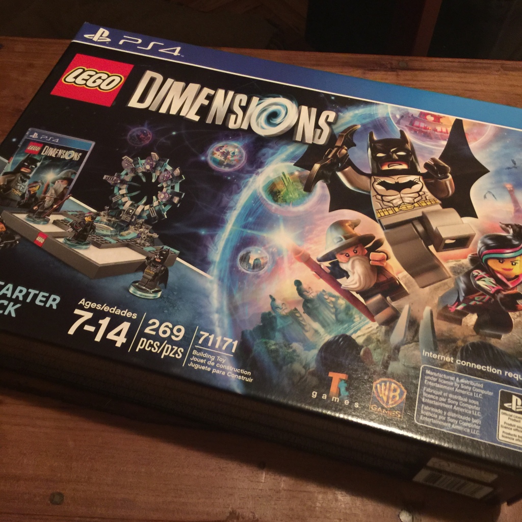 The starter bundle for Lego Dimensions in all its glory.